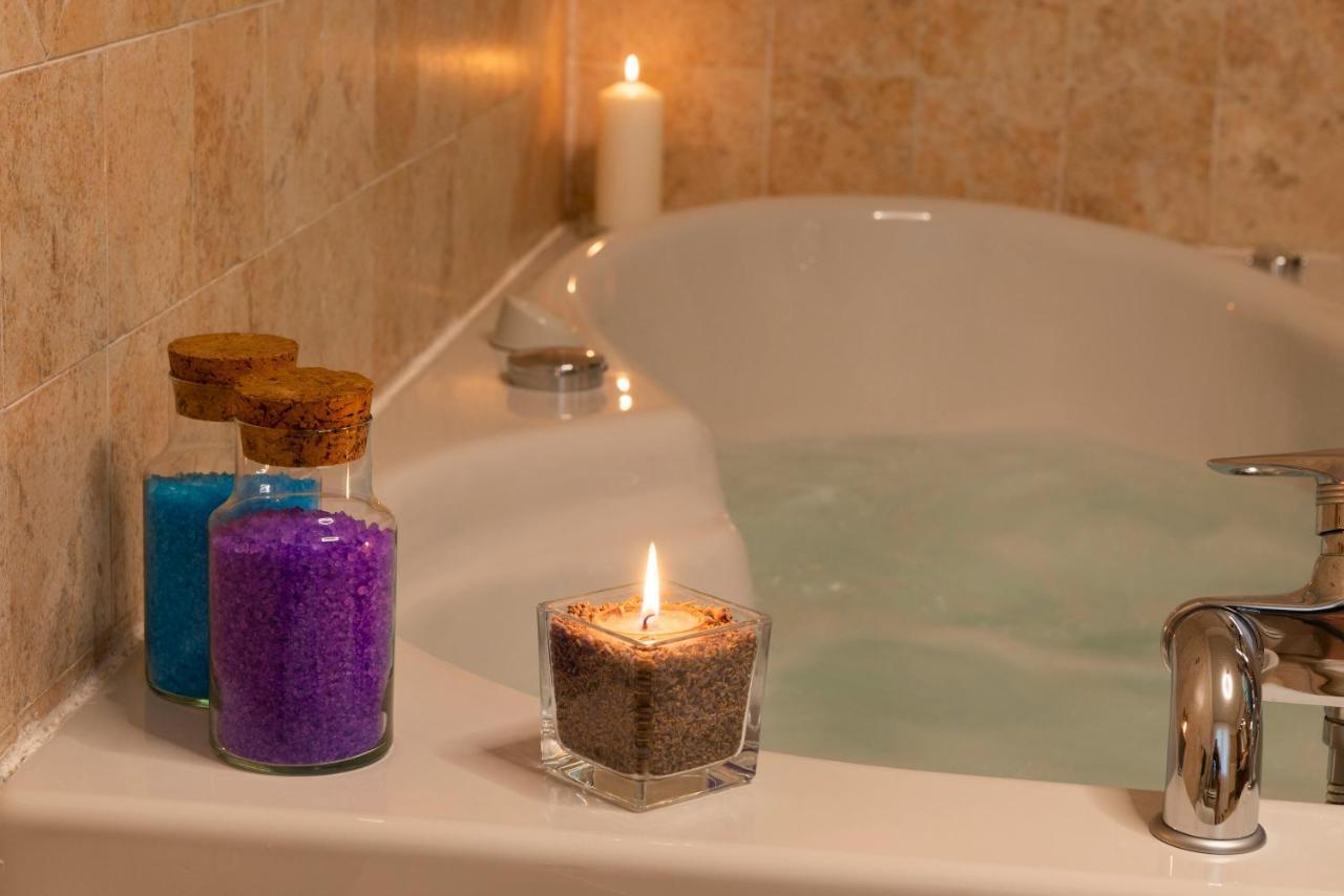 Villa Mara - Aosta - 200 Mq - Wifi - Jacuzzi - Parcheggio - Giardino Extérieur photo