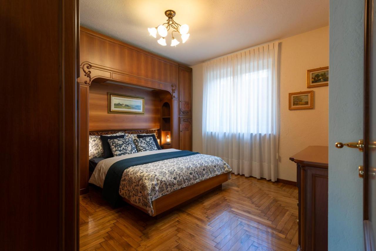 Villa Mara - Aosta - 200 Mq - Wifi - Jacuzzi - Parcheggio - Giardino Extérieur photo