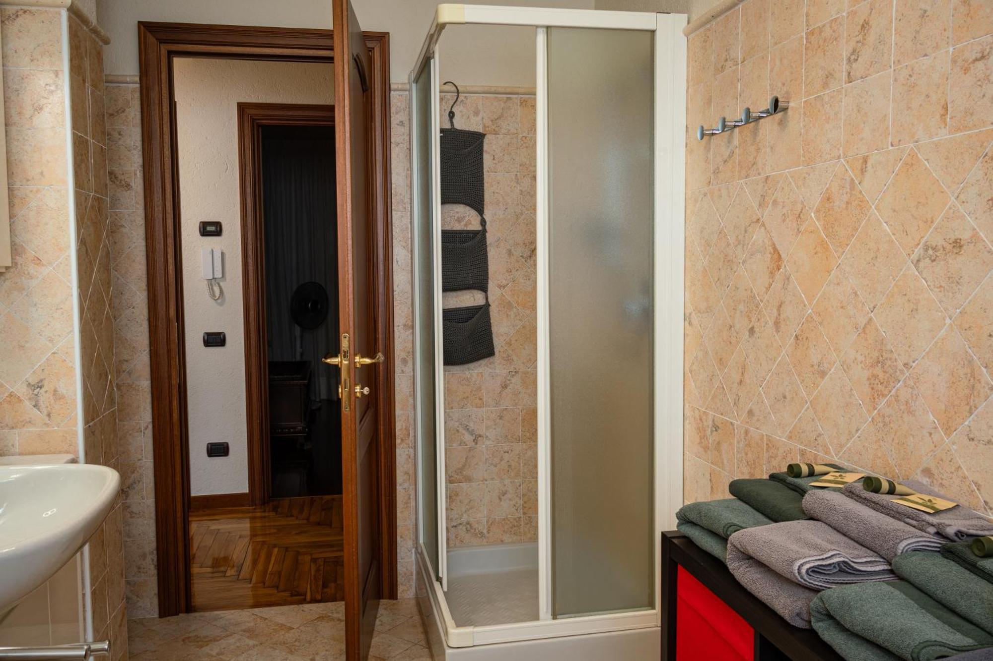 Villa Mara - Aosta - 200 Mq - Wifi - Jacuzzi - Parcheggio - Giardino Extérieur photo